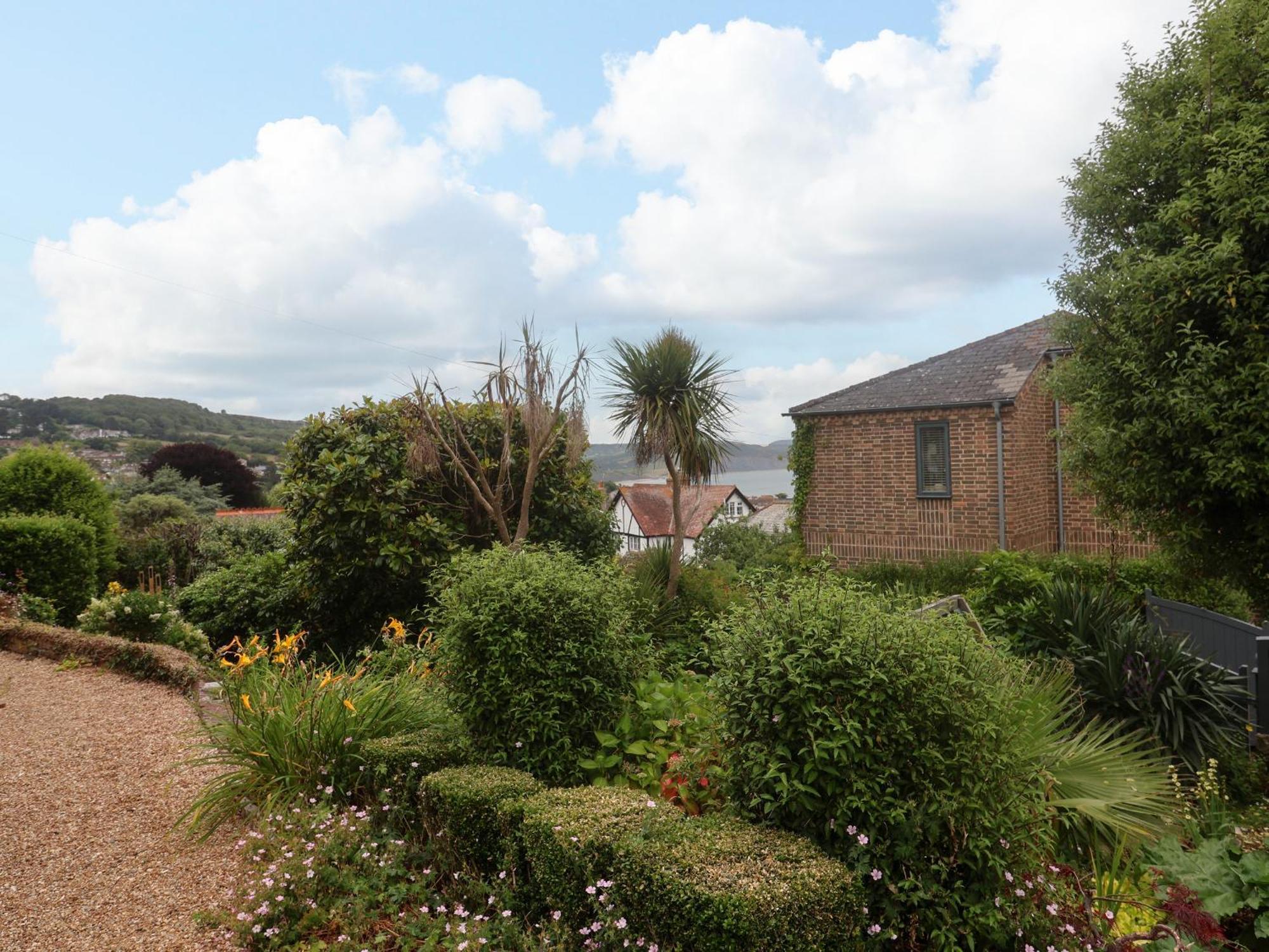 The Apartment At Queen Anne'S Lodge Lyme Regis Zewnętrze zdjęcie